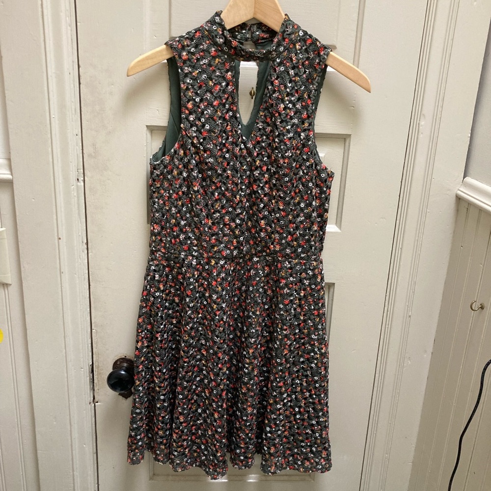 Gorgeous Green Floral Lace Dress